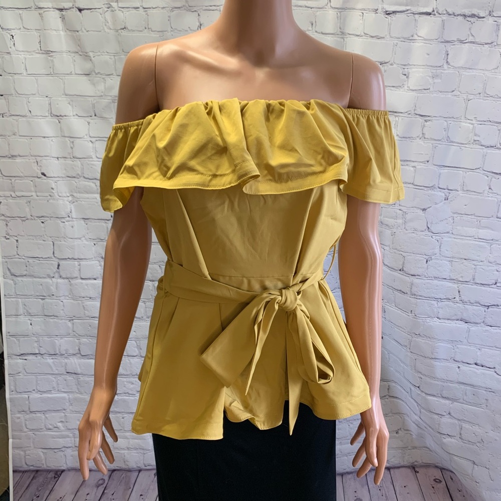 Haute Mode Mustard yellow off shoulder top size small strapless ruffle